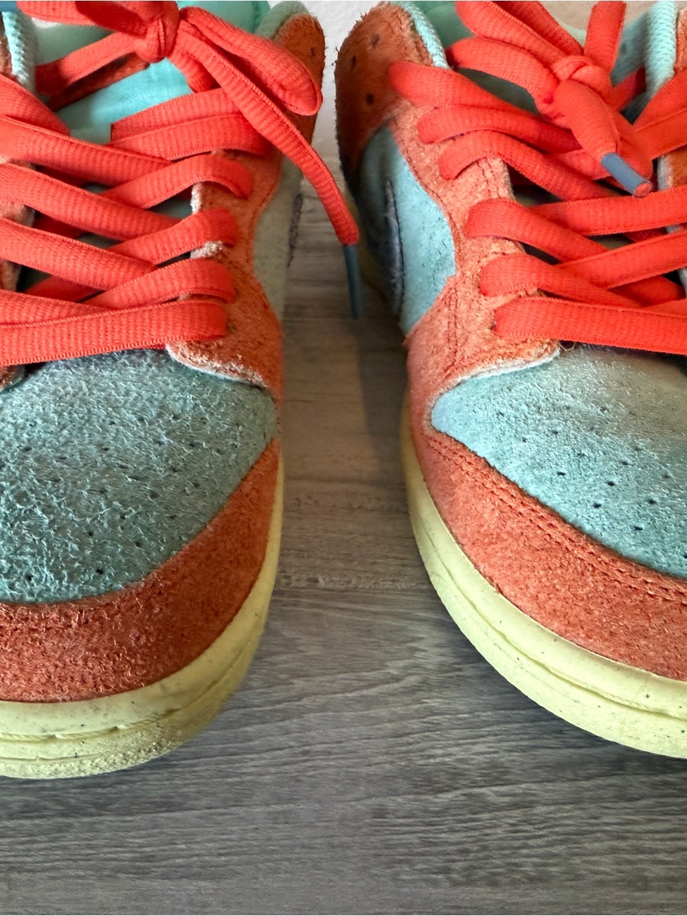 Nike SB Dunk Low Pro Premium "Orange Emerald Rise" - Picture 3 of 7